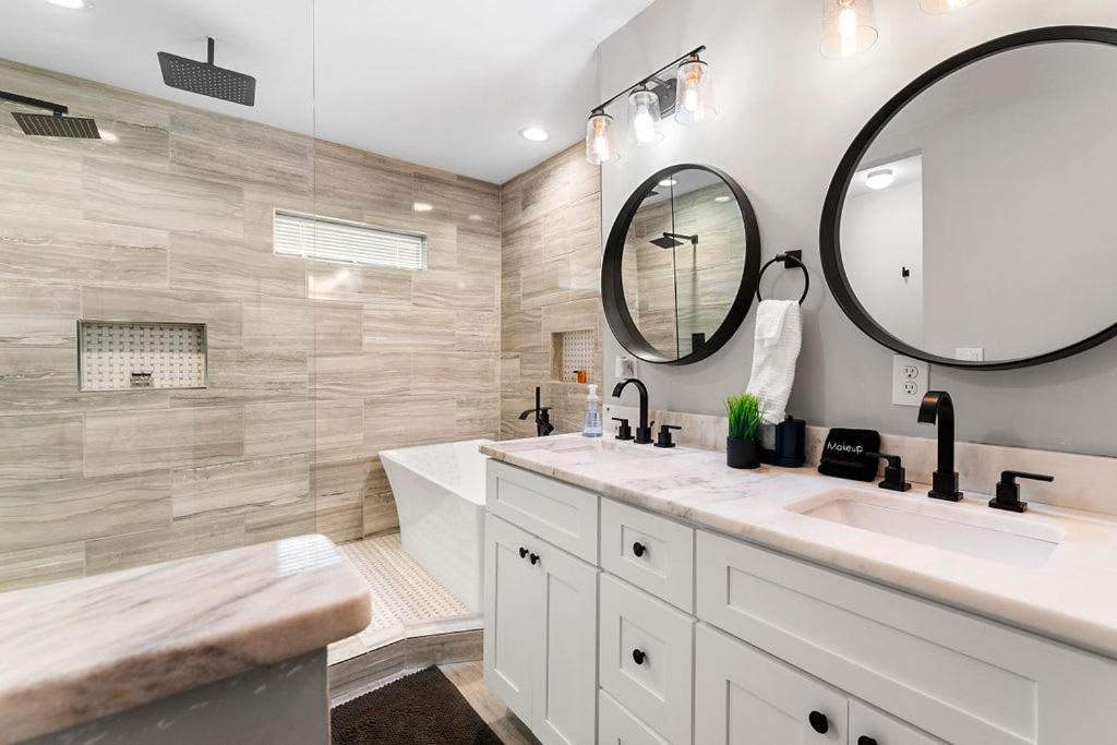 Large Modern Home Centrally Located With Hot Tub Atlanta Exteriör bild