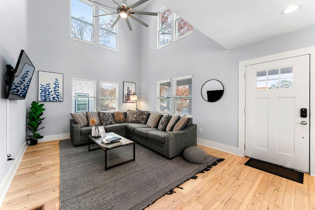 Large Modern Home Centrally Located With Hot Tub Atlanta Exteriör bild